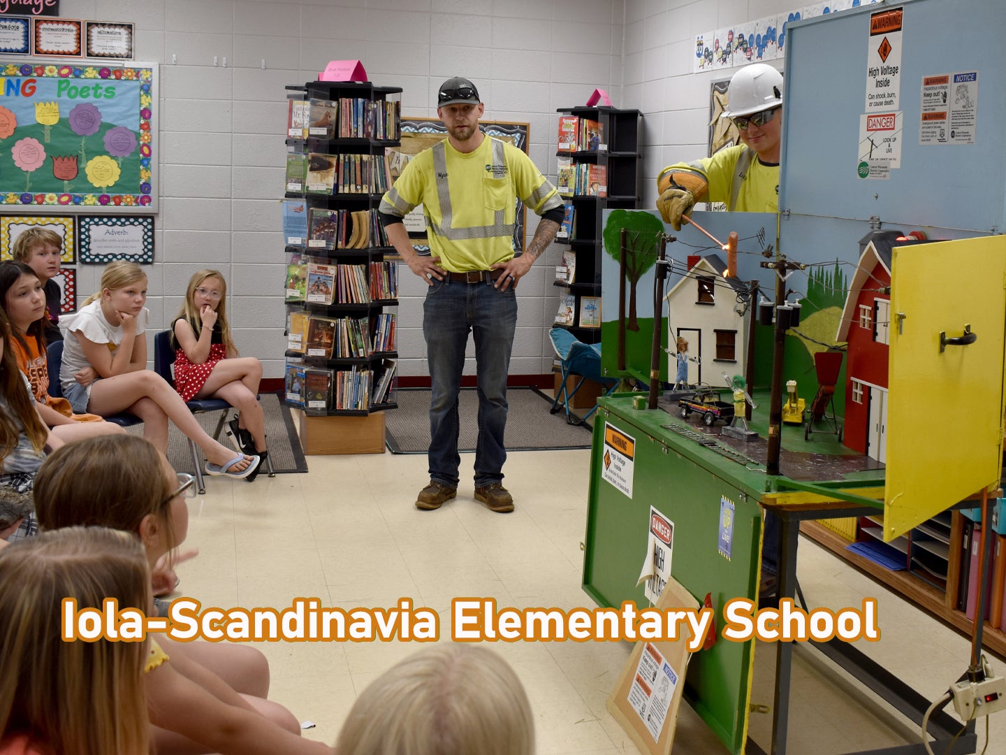 Iola-Scandinavia Elementary School Demonstration