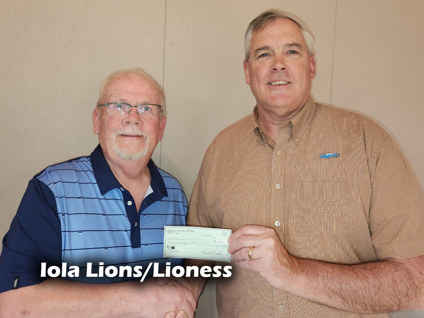 Iola Lions/Lioness